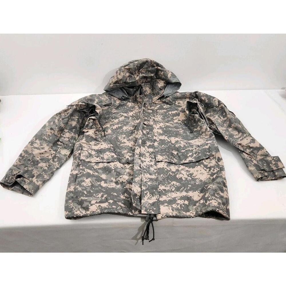 Parka Cold Weather Universal Camouflage ECWCS Jacket Size Medium Regular